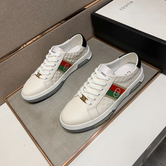 men gucci shoes-107